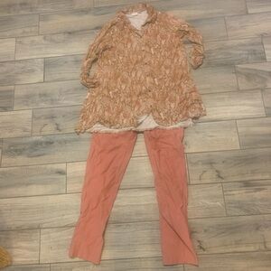 New Directions Peach and Brown Patterned Top